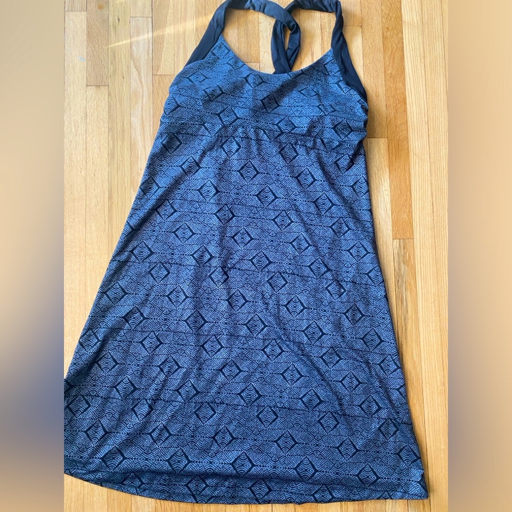 Patagonia Active Poly/Spandex Dress Size M Shelf Bra Strap Black Geo